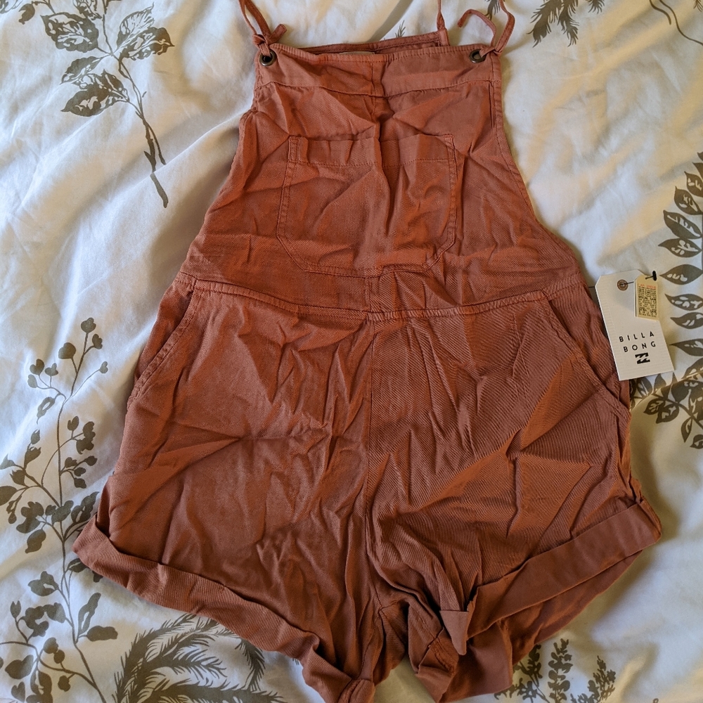 Billabong romper/overalls